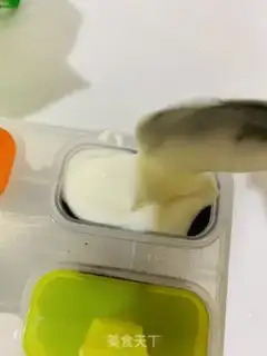 Make Black sesame yogurt step 3
