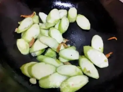 Make Silver ear soup with white mushrooms step 4