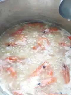 Make Seafood congee step 13