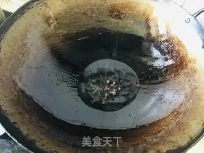 Make Iron pot bean noodles step 3