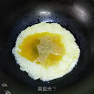 Make Scrambled eggs step 3