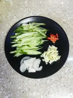 Make cucumber sprouts step 2
