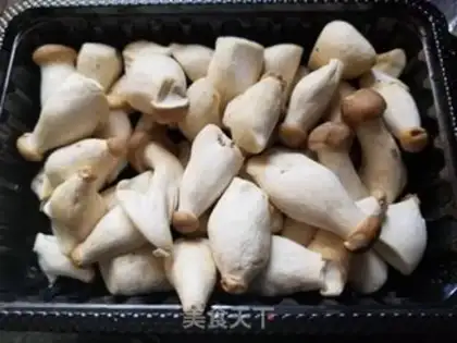 Make Prince mushrooms, four season beans step 0