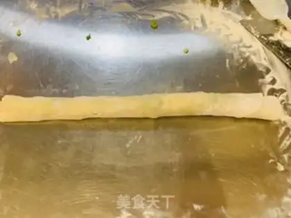 Make Pyramid butter and onions step 6