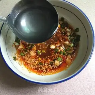 Make Spicy noodles step 4