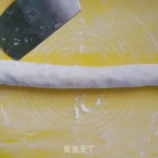 Make Let go of the meat and rip the roll step 9