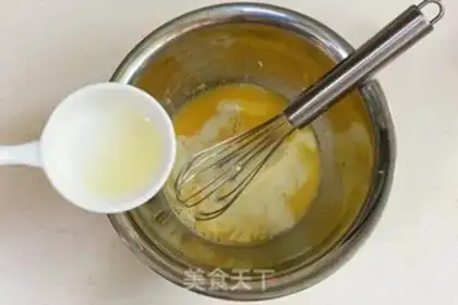 Make Vanilla Lemon Madeleine step 3