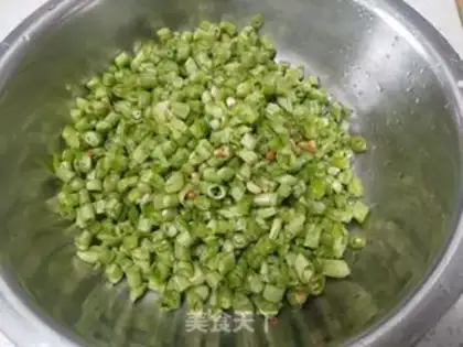 Make Puffy eggs step 1
