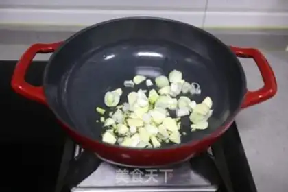 Make Spicy toad fans step 6
