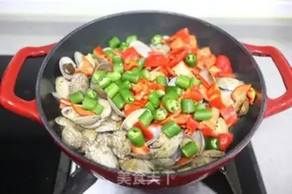 Make Spicy toad fans step 9