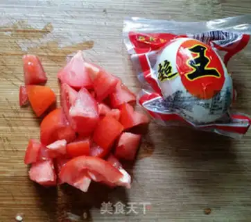 Make Tomato sauce noodles step 0