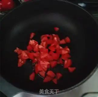 Make Tomato sauce noodles step 1