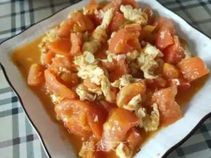 Make Tomato fried eggs step 9