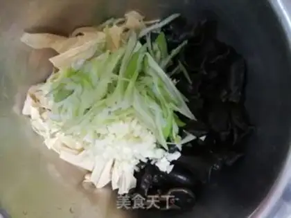 Make Scrambles of oil step 2