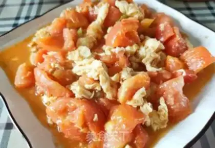 Make Tomato fried eggs step 10