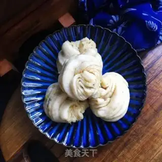 Make Onion rolls step 12