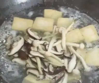 Make Tofu soup step 4