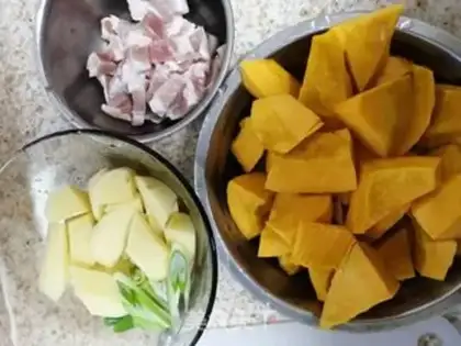 Make Five flowers for pumpkin potatoes step 3