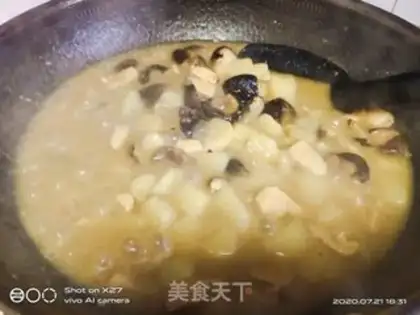 Make Curry chicken potato gravy step 7