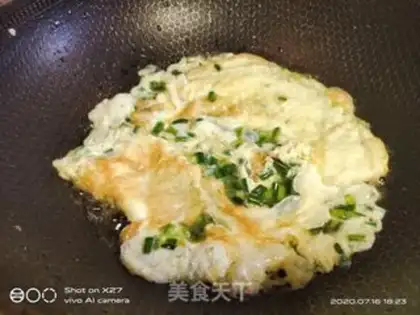Make Fried eggs step 4