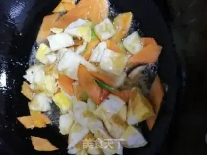 Make Fried mushrooms and eggs step 7