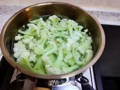 Make Squeeze yellowfish step 1