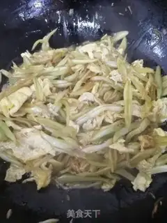 Make Scrambled eggs step 6