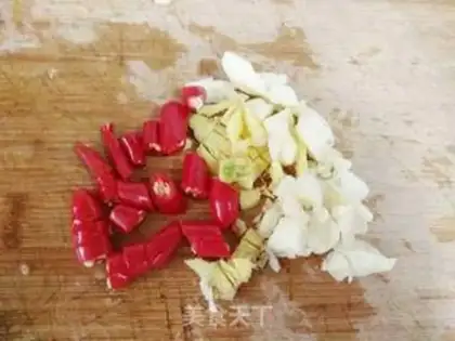 Make Crabs with onions step 2