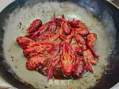 Make Lobster noodles step 6