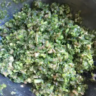 Make Spicy meat dumplings step 5