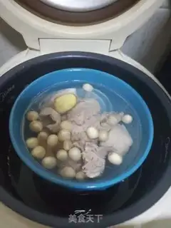 Make Fresh Lotus Steak soup step 3
