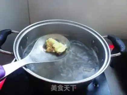 Make Lily Lotus Steam soup step 2