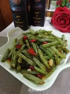Make Garlic beans step 8