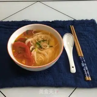 Make Tomato eggs with soup noodles step 6