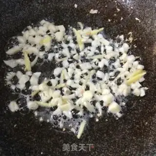 Make Garlic fans burn clams step 2