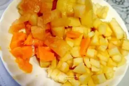 Make A peach mango milkshake step 1