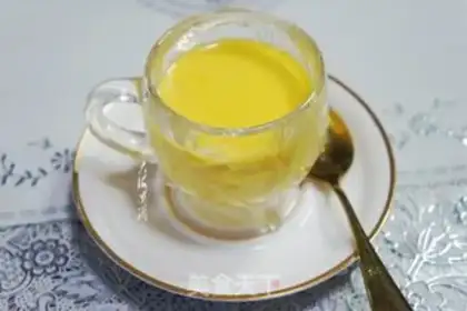 Make A peach mango milkshake step 5