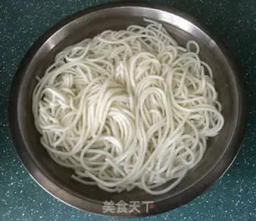 Make Onion noodles step 8