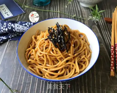 Make Onion noodles step 10