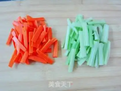 Make Fried curry carrots step 1