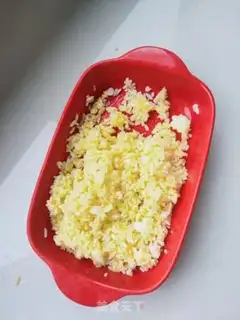 Make Ham sausage egg fried rice step 2