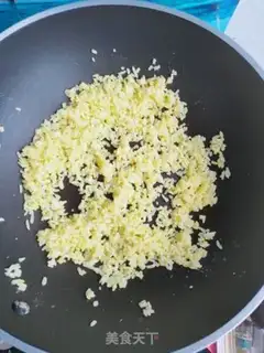 Make Ham sausage egg fried rice step 5