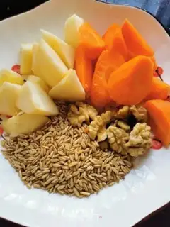 Make A healthy apple carrot step 0