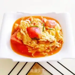 Make Tomato fried eggs step 10