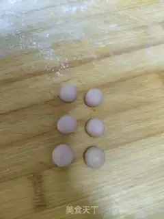 Make Little lion sesame sack step 9