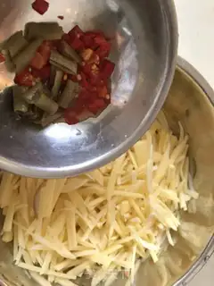 Make Spicy potatoes step 1