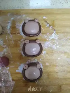 Make Little lion sesame sack step 10
