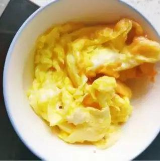 Make Smelt fried eggs step 5