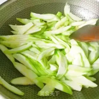 Make Smelt fried eggs step 6