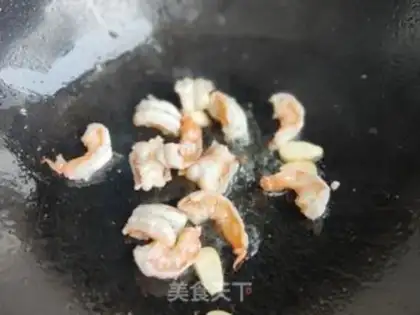 Make Shrimp fried eggs step 9